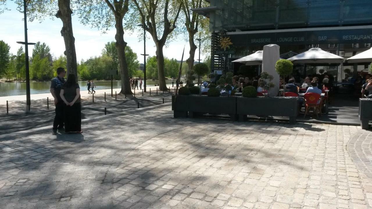 Appart La Gabare - Face Loire Quai Du Chatelet Orléans Kültér fotó