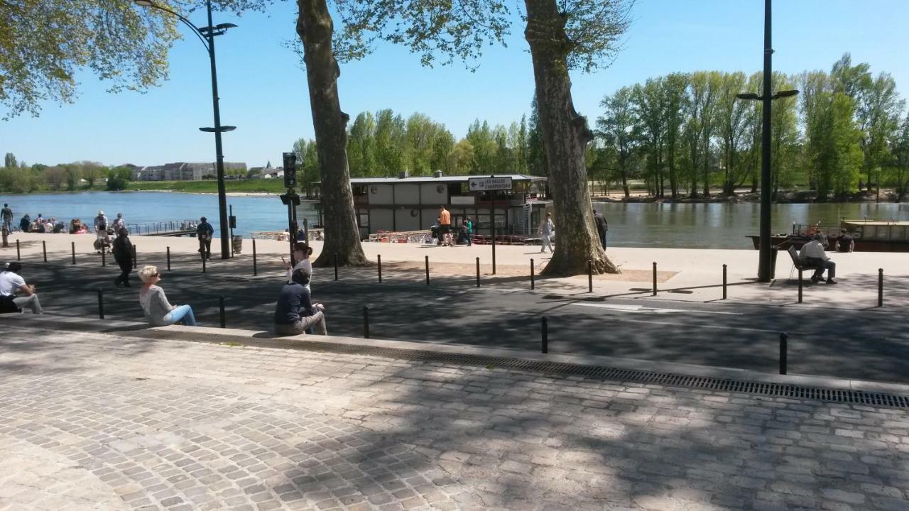 Appart La Gabare - Face Loire Quai Du Chatelet Orléans Kültér fotó